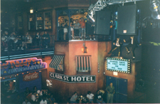 Famous Dave's - Chicago 1999